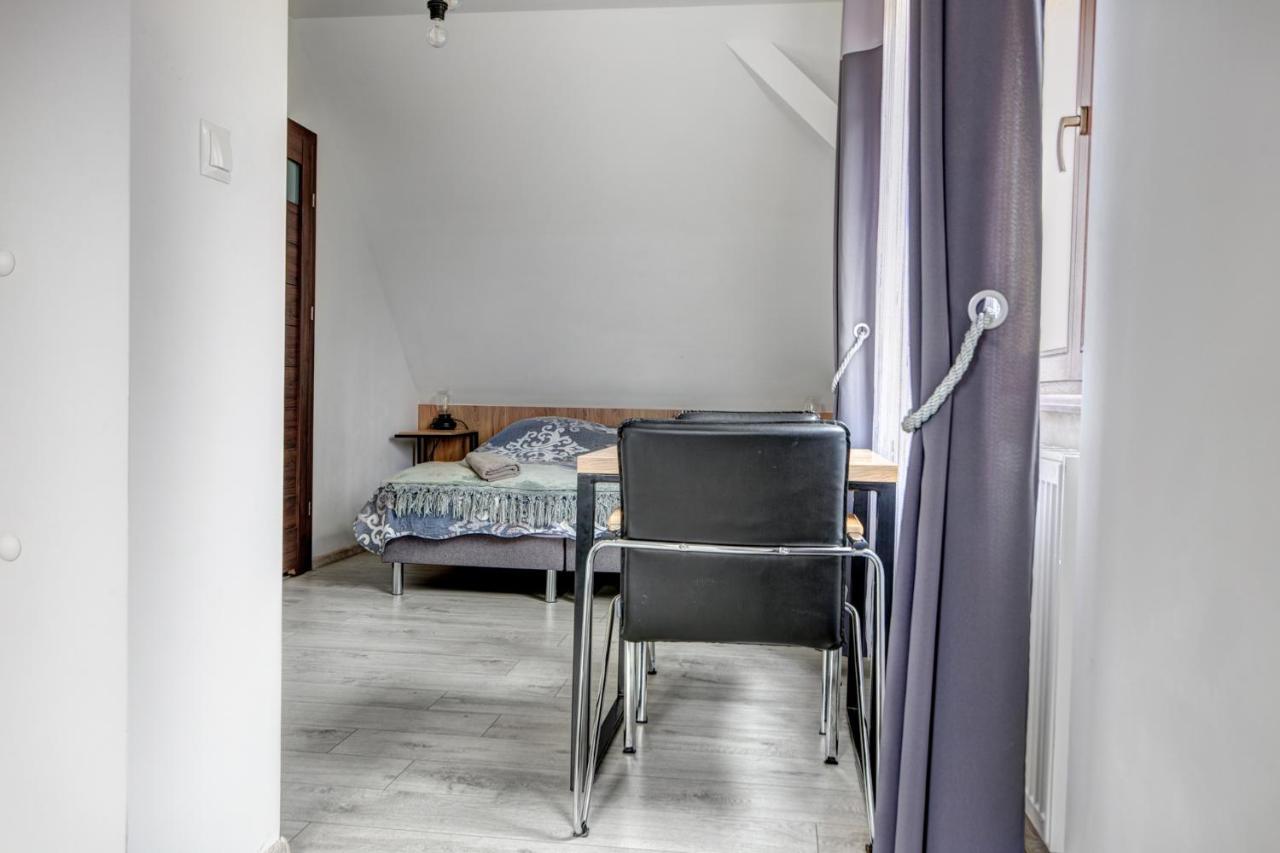 Ubytování v soukromí Pod Zegarem - W Cenie Parking, Szybkie Wifi, Duzy Ogrod, Wiata Grilowa! Krynica-Zdrój