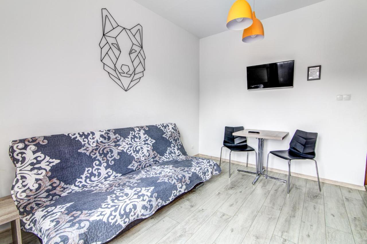 Ubytování v soukromí Pod Zegarem - W Cenie Parking, Szybkie Wifi, Duzy Ogrod, Wiata Grilowa! Krynica-Zdrój