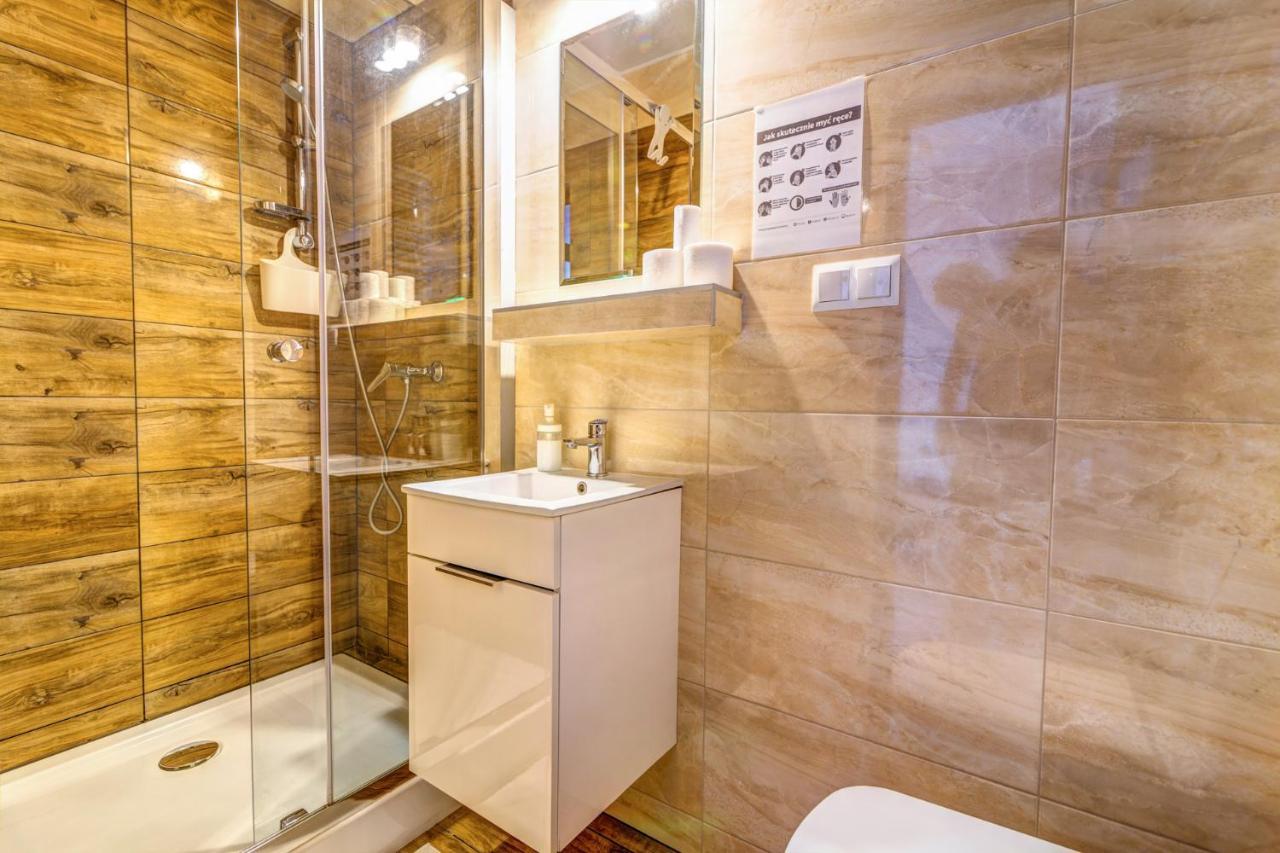 Pod Zegarem - W Cenie Parking, Szybkie Wifi, Duzy Ogrod, Wiata Grilowa!